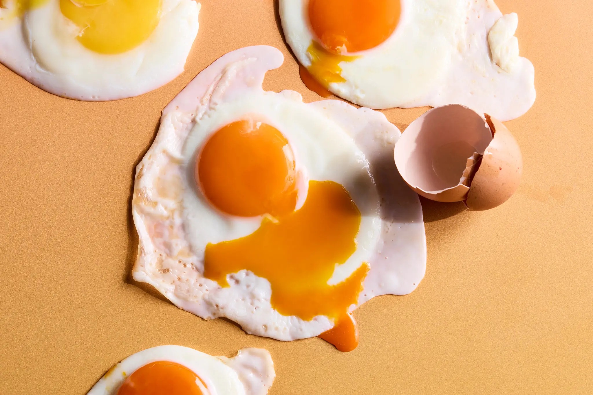 RUNNY-EGG-YOLKS2-jmct-superJumbo_11zon