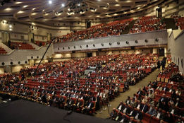  شبی که دامپزشکان لبخند زدند؛ از سخنان امیدبخش مدیران تا نغمه‌های موسیقایی زندوکیلی و گلاب