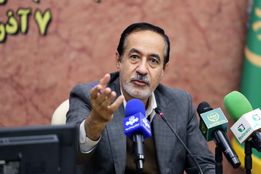 نشست خبری صفدرنیازی به مناسبت روز خاک